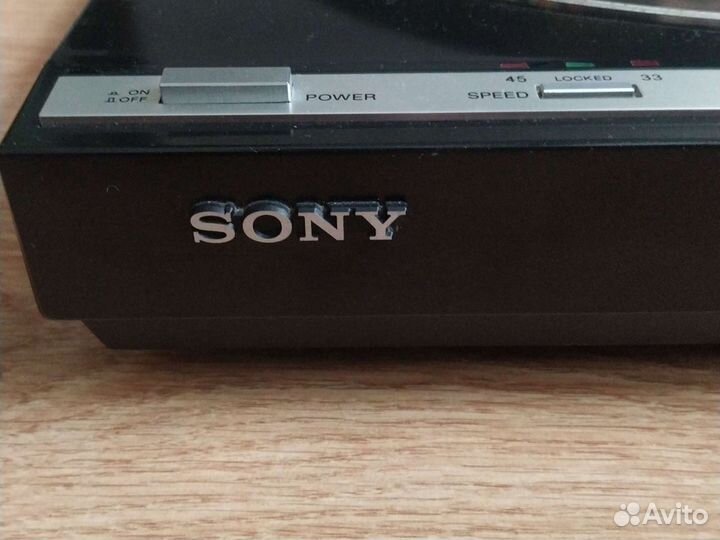 Проигрыватель винила 