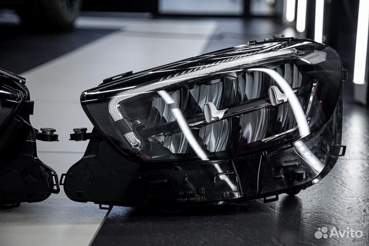 Фара левая мерседес