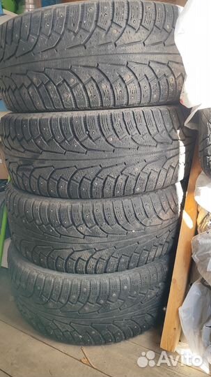 Nokian Tyres Hakkapeliitta 5 285/65 R17