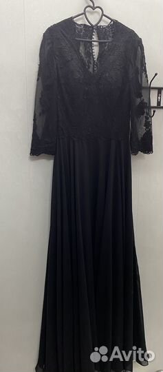 Концертное платье 42 44 новое Италия