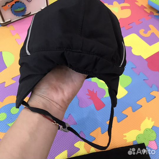 Зимняя шапка Reima с варежками