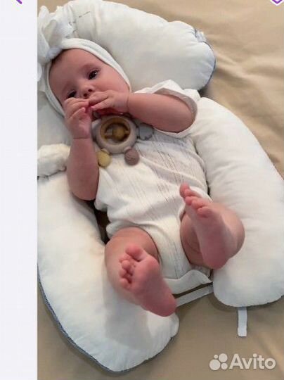 Подушка ортопедическая для новорожденных