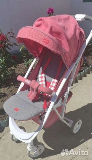 Прогулочная коляска infiniti