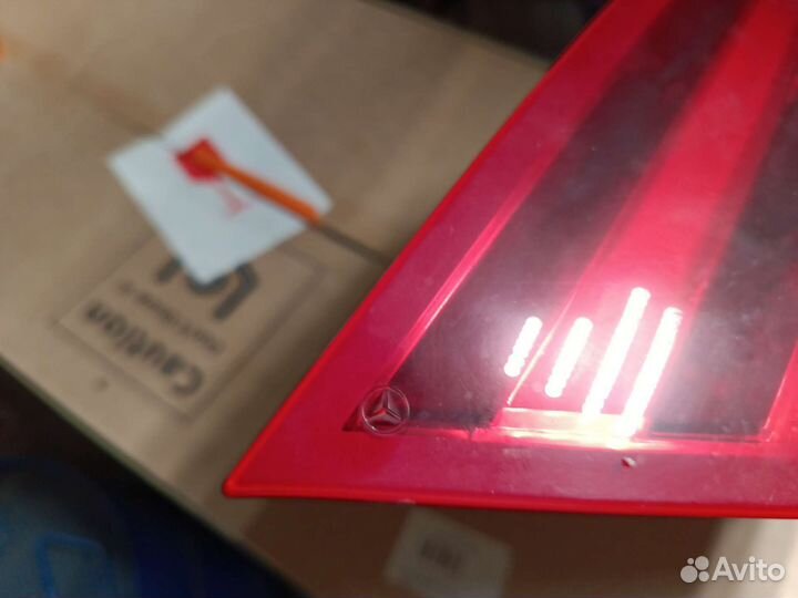 Фонарь задний левый диодный мерседес w204