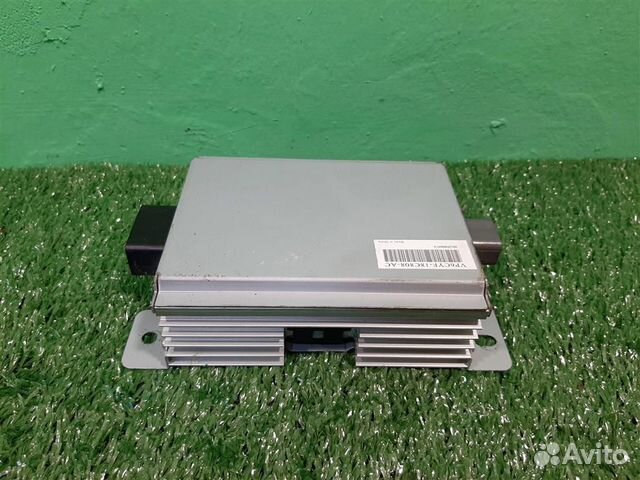 Усилитель акустической системы Dodge Caliber PM 2