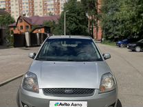 Ford Fiesta 1.6 AT, 2006, 250 000 км, с пробегом, цена 540 000 руб.