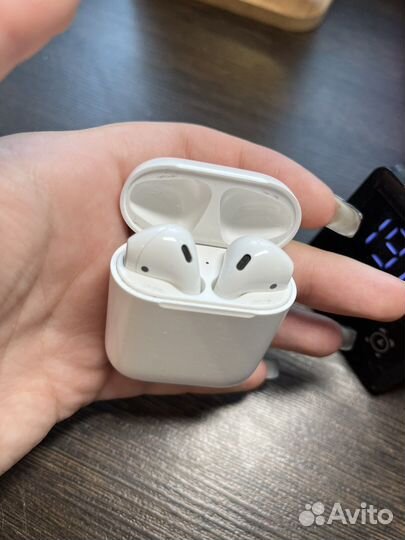 Airpods 1 серии