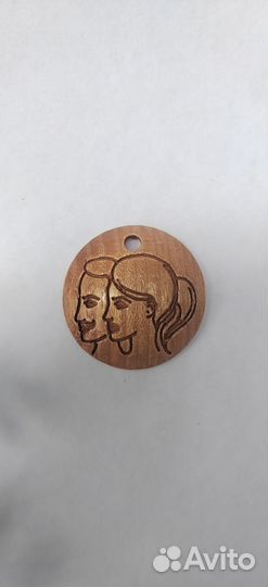 Медальон, кулон, подвеска