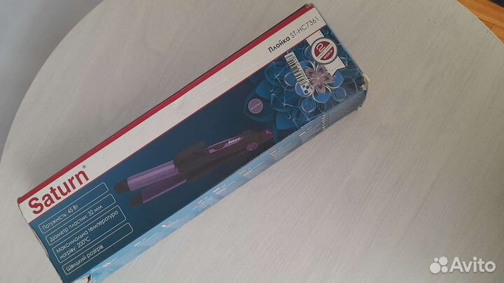 Выпрямитель для волос новый