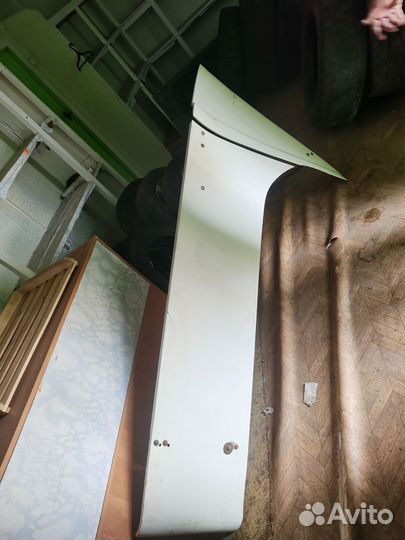 Спойлер на крышу Scania