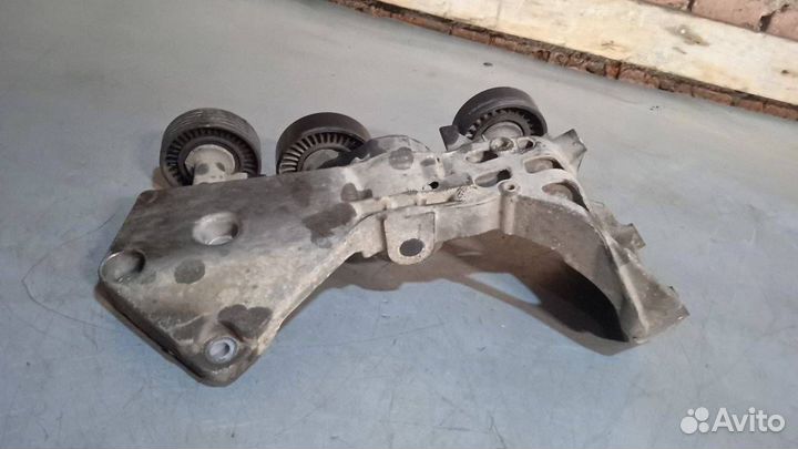 Кронштейн генератора Mercedes-Benz A-Класс W168