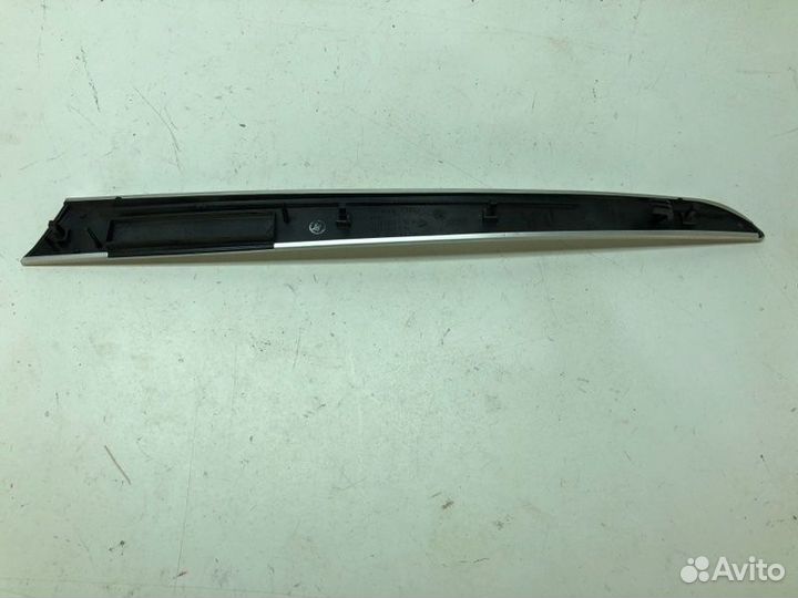 Накладка двери передняя правая Audi A6 BDW 2004