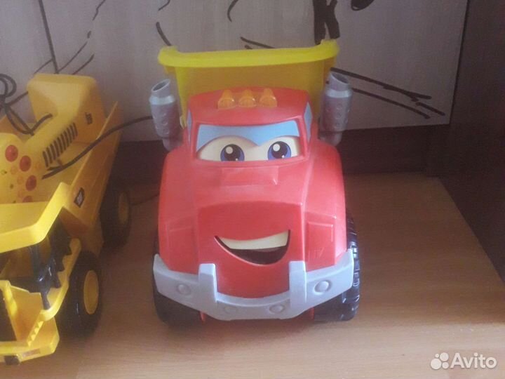 Машинки интерактивные