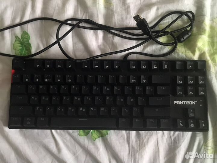 Механическая клавиатура panteon
