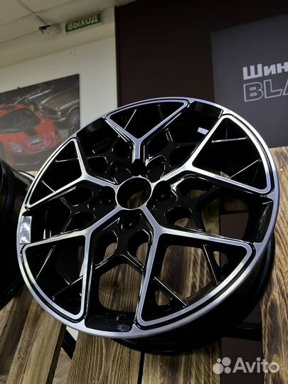 CrossStreet 7x17/5x114,3 ET40 D64,1 CR-20 BKF