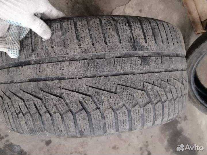 Hankook Winter I'Cept Evo2 W320A SUV 295/35 R21