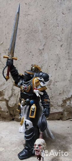 Warhammer 40000 Чемпион Императора