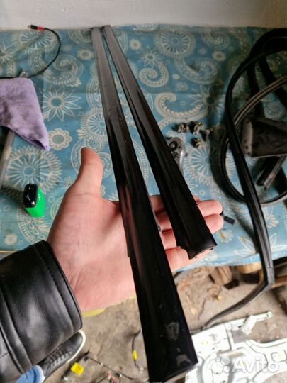 Стекло, бархатки KIA cerato 1