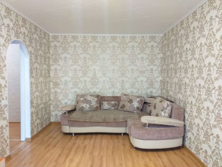 2-к. квартира, 43 м², 3/5 эт.