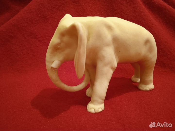 Статуэтка Слон бисквит Германия 19 век
