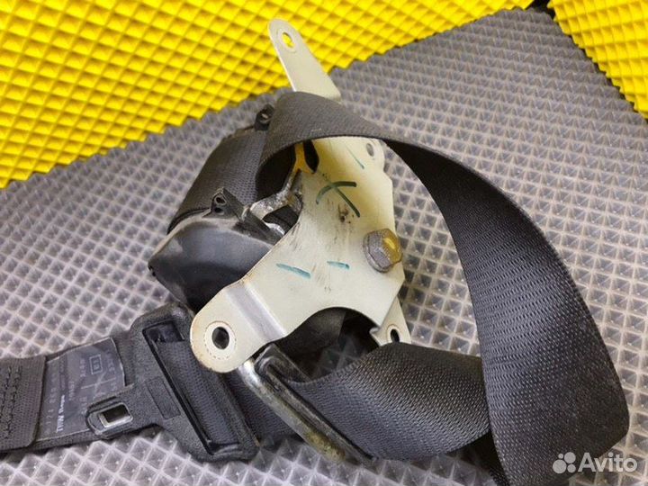 Ремень безопасности задний левый Mercedes-Benz