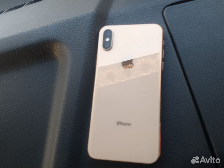 iPhone Xs, 64 ГБ