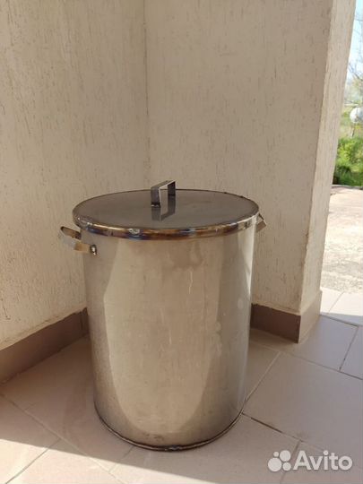 Бак,материал титан