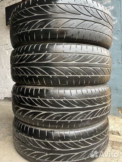 Hankook Ventus V12 Evo K110 225/60 R4