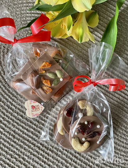 Шоколад, конфеты, медианты ручной работы