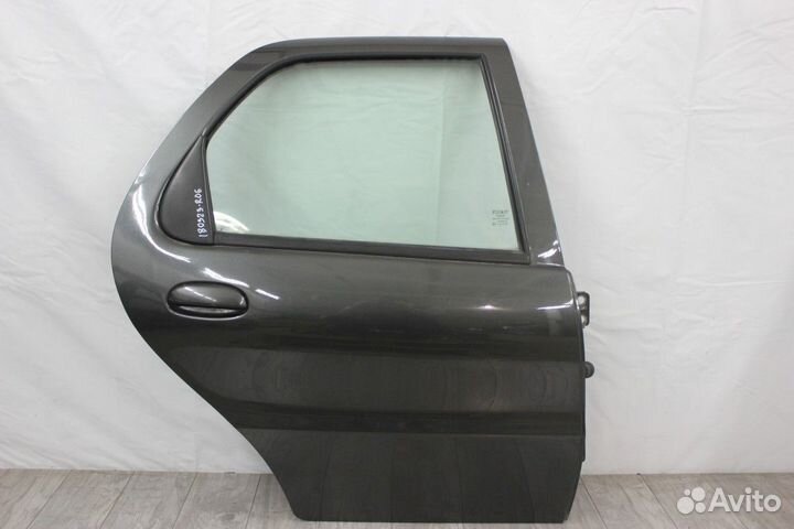 Обшивка двери fiat Albea 2002-2012 / Фиат Альбеа