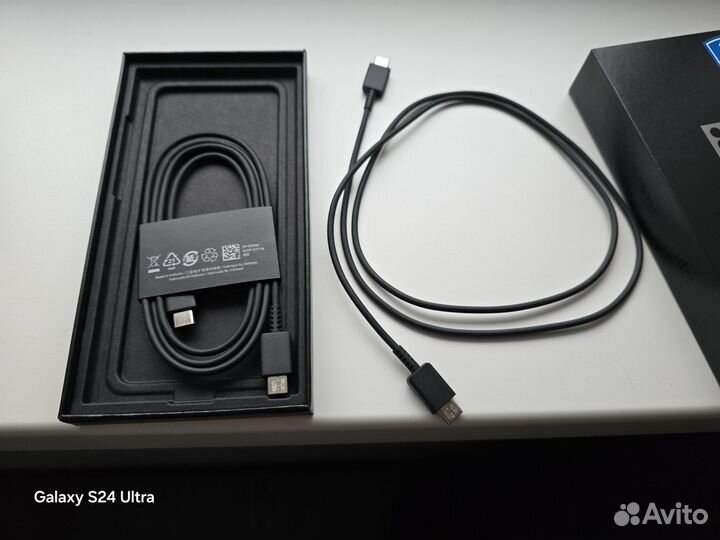 Кабель Samsung USB Type-C - USB Type-C черный 1 м
