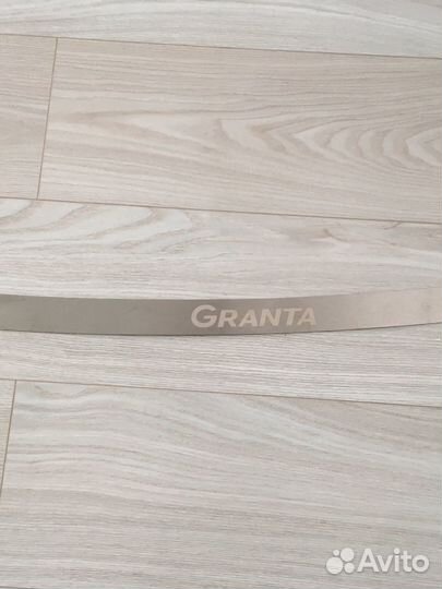 Накладка на задний бампер Лада Гранта хетчбек