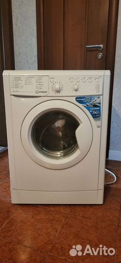 Стиральная машина indesit iwub 4085 (4кг.)