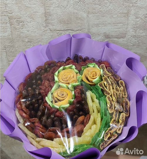 Букет из сухофруктов