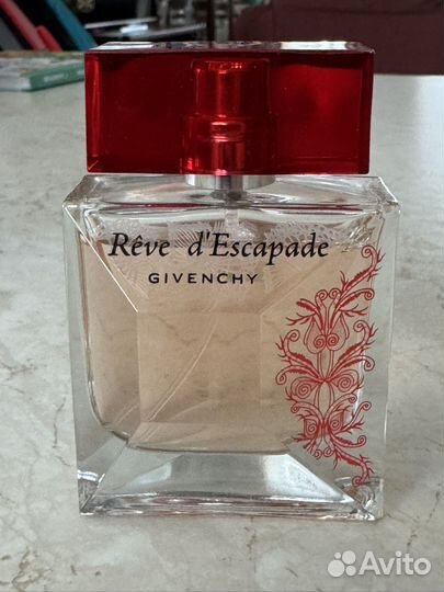 Givenchy reve d'escapade
