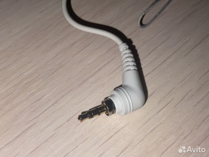 Наушники от Samsung и Nokia оригинальные