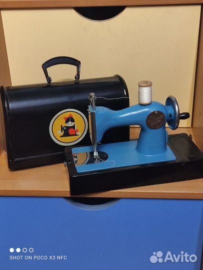 Детская швейная машина СССР