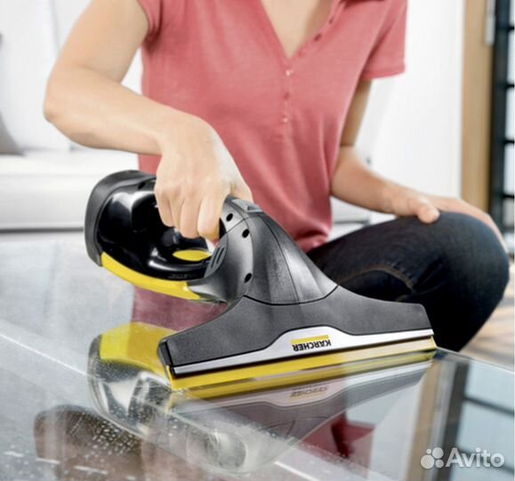 Аккумуляторный стеклоочиститель Karcher