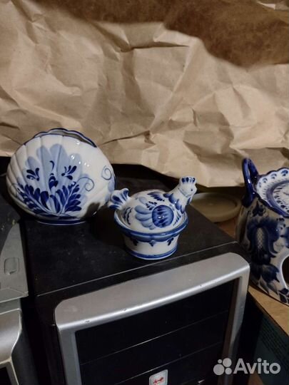 Гжель кофейник и салфетница