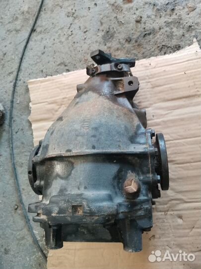 Редуктор задний мерс 140куз