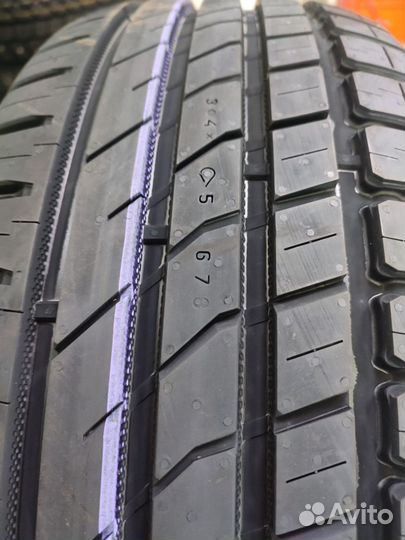 Ikon Tyres Nordman SX3 215/60 R16