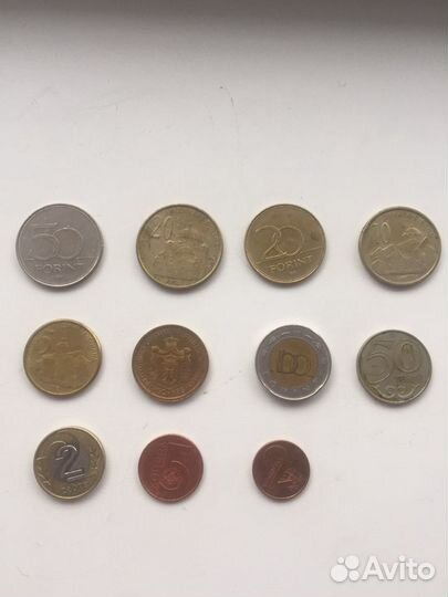 Монеты и купюры