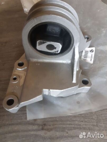 Опора двигателя Volvo XS90