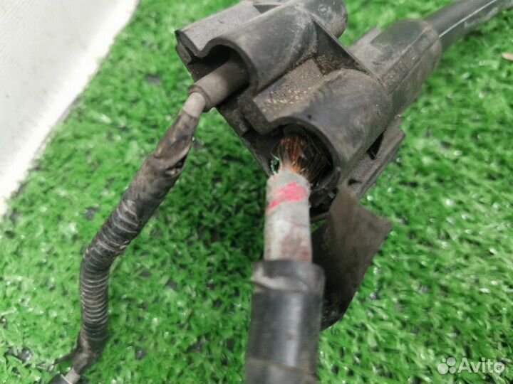 Провод стартера Ford Focus 2 хетчбэк 2.0 aoda 2010