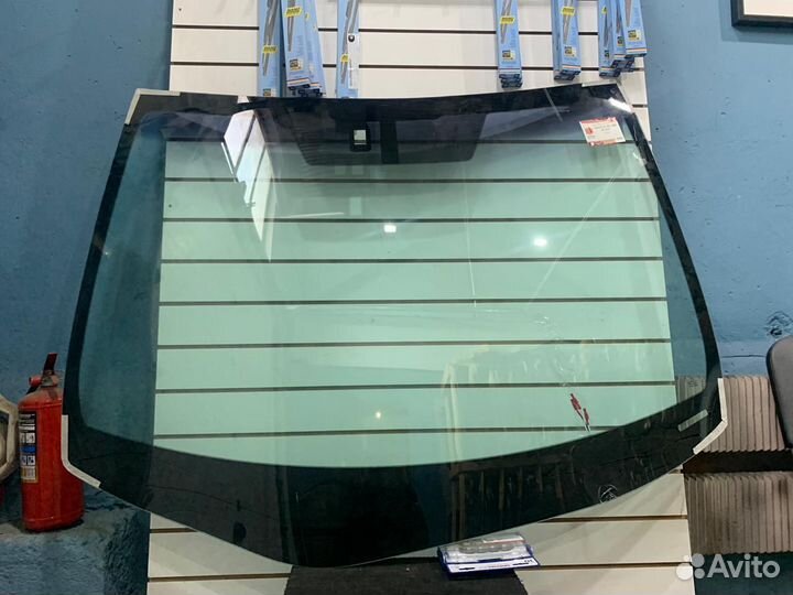 Лобовое стекло на Лексус Рх300
