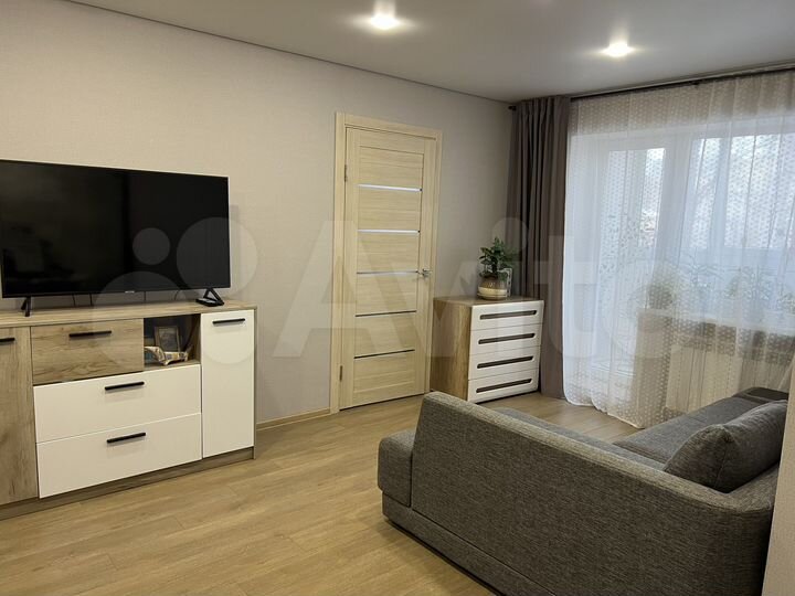 2-к. квартира, 43 м², 2/5 эт.