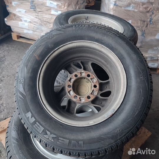 Колеса в сборе зимние 215/70R15