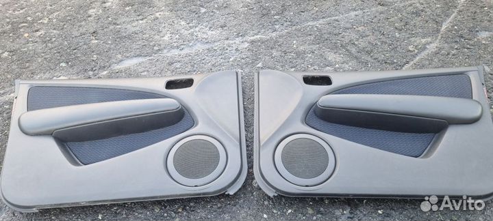 Обшивка двери Mitsubishi Outlander (CU) 2001-2008