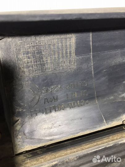 Накладка двери задней правой Land Rover Discovery