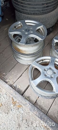 Диски r15 Wolkswagen Golf